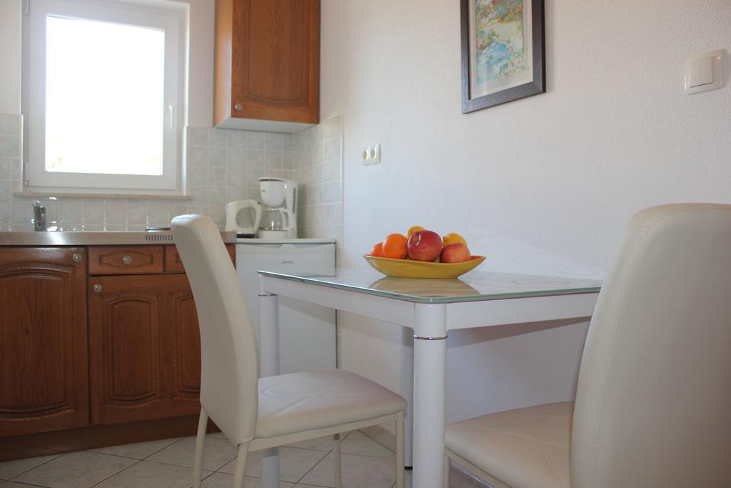 Lucija Apartment *