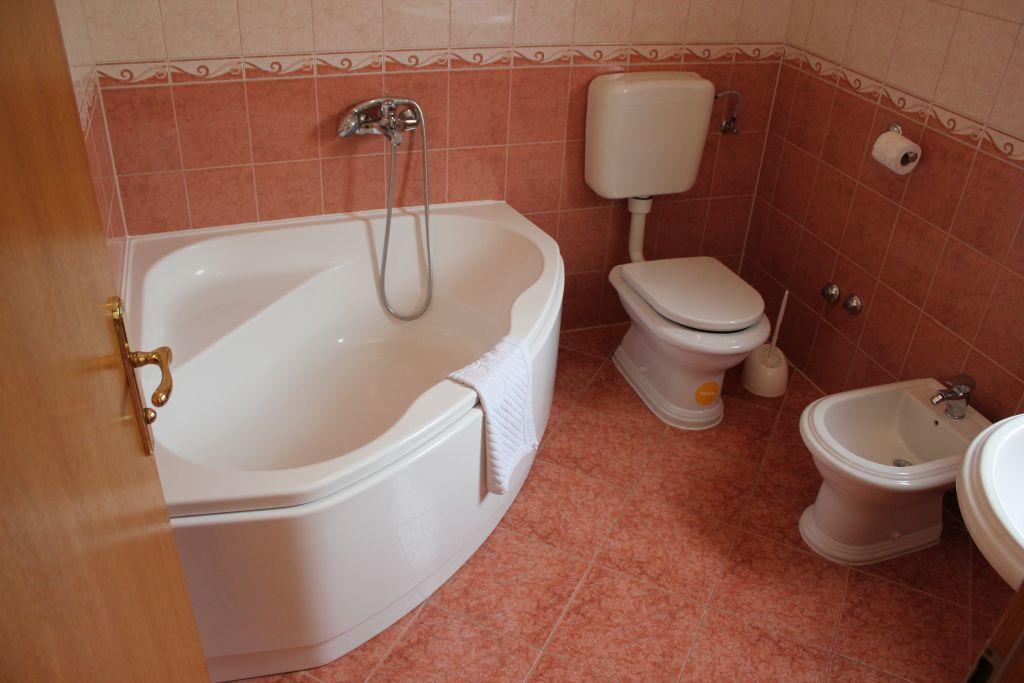 Lucija Apartment Seget Vranjica