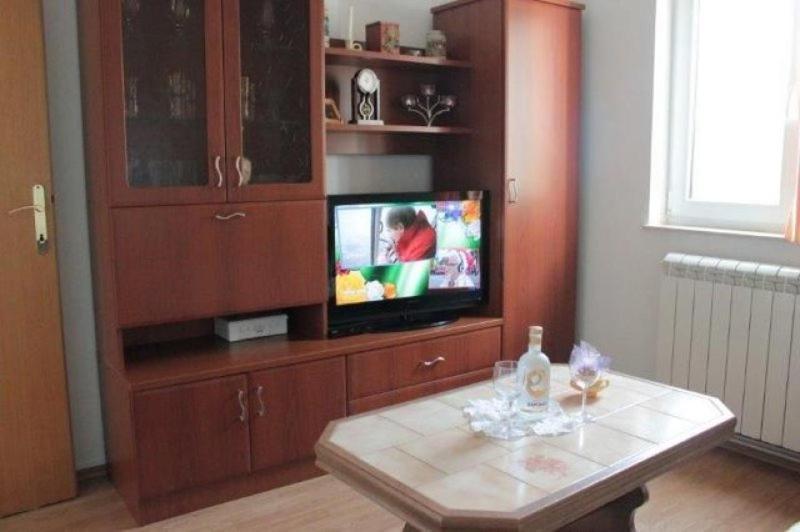 Lucija Apartment Seget Vranjica