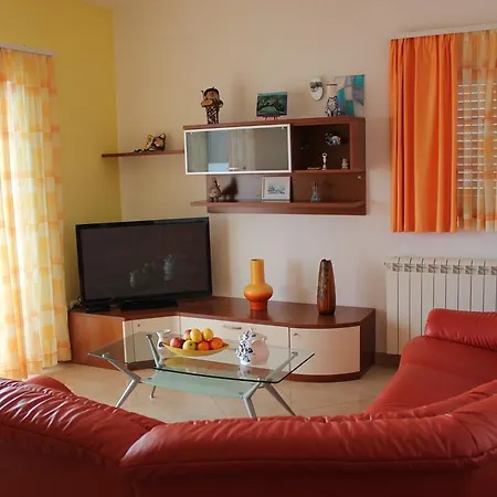 Apartments Lucija Seget Vranjica Exterior photo