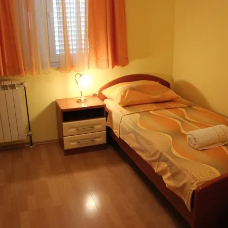 Apartments Lucija Seget Vranjica Exterior photo